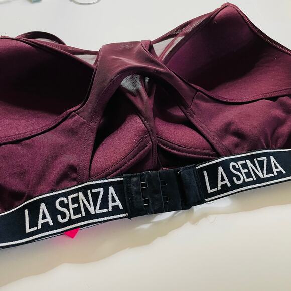 La Senza Mesh Detail work Out Bralette Large - Picture 5 of 5